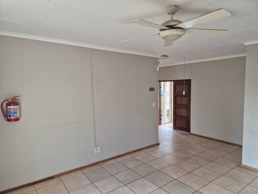 3 Bedroom Property for Sale in Flamwood North West